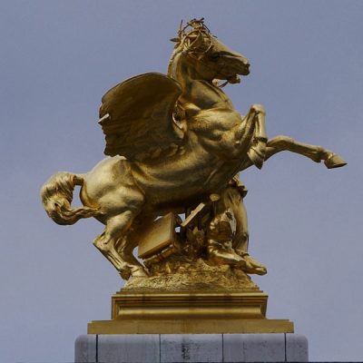 gold coverd horse statue