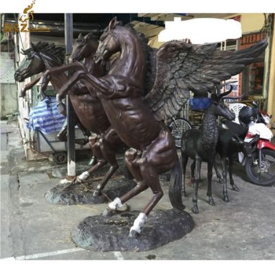 horse statue life size