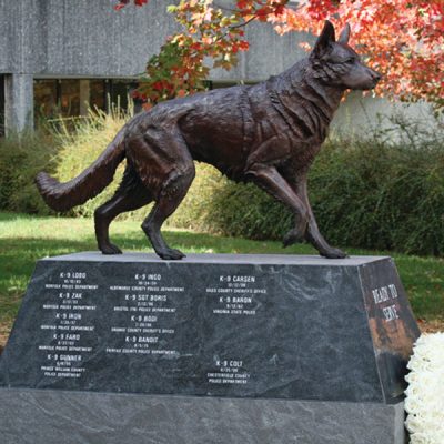 bronze dogs of war memorial