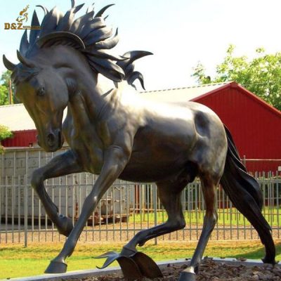 life style horse statue