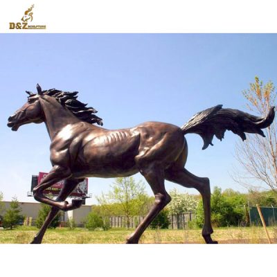 horse running statue