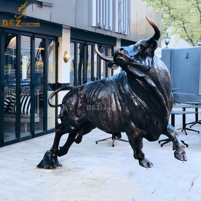Standing garden decor bull statue london