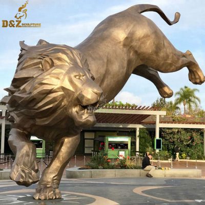 Vivid metal casting hand made lion garden statue