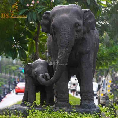 large outdoor bronze elephant mother sculpture with elephant baby statue