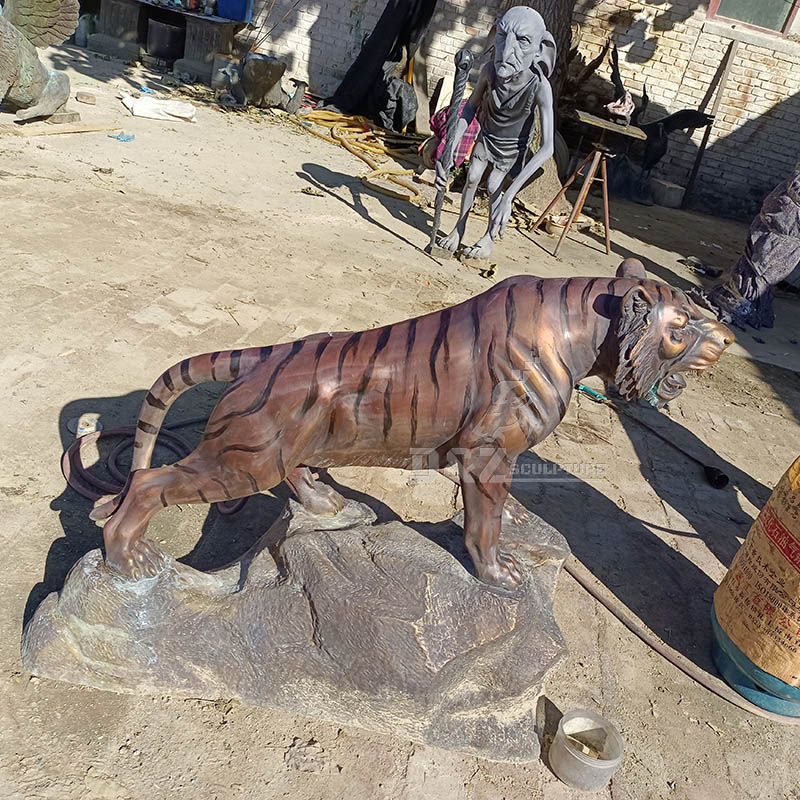 Height 90cm custom made lifelike bronze casting roaring tiger sculpture for  sale | Custom made animal statues manufacturer