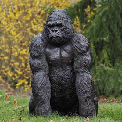 Forest outdoor lawn decor high quality bronze life size gorilla statue DZG-D698